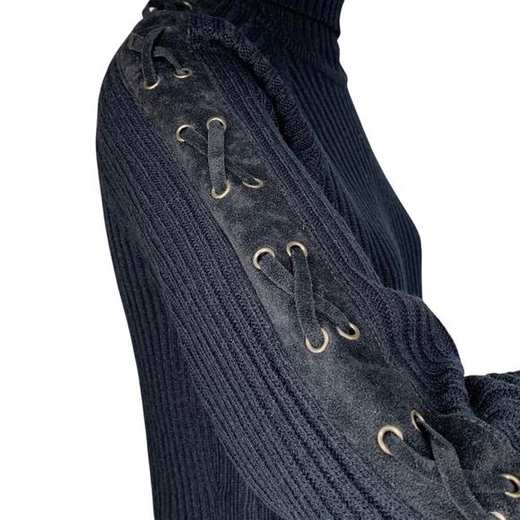 Nina Leonard Ribbed Turtleneck Sweater Top Black Size M Grommeted Lace Up Sleeve - Picture 6 of 10
